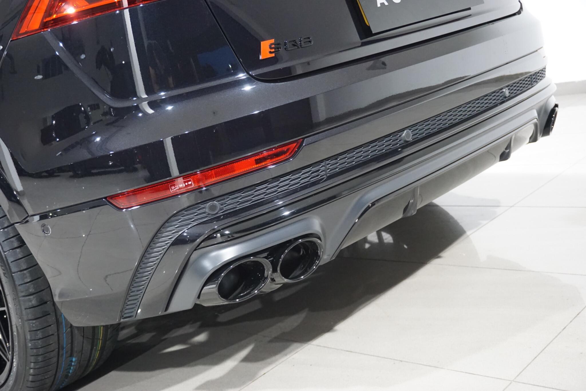 Audi SQ8 4.0 TFSI V8 Black Edition SUV 5dr Petrol Tiptronic quattro Euro 6 (s/s) (507 ps)